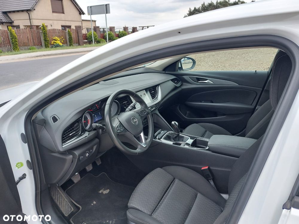 Opel Insignia - 4