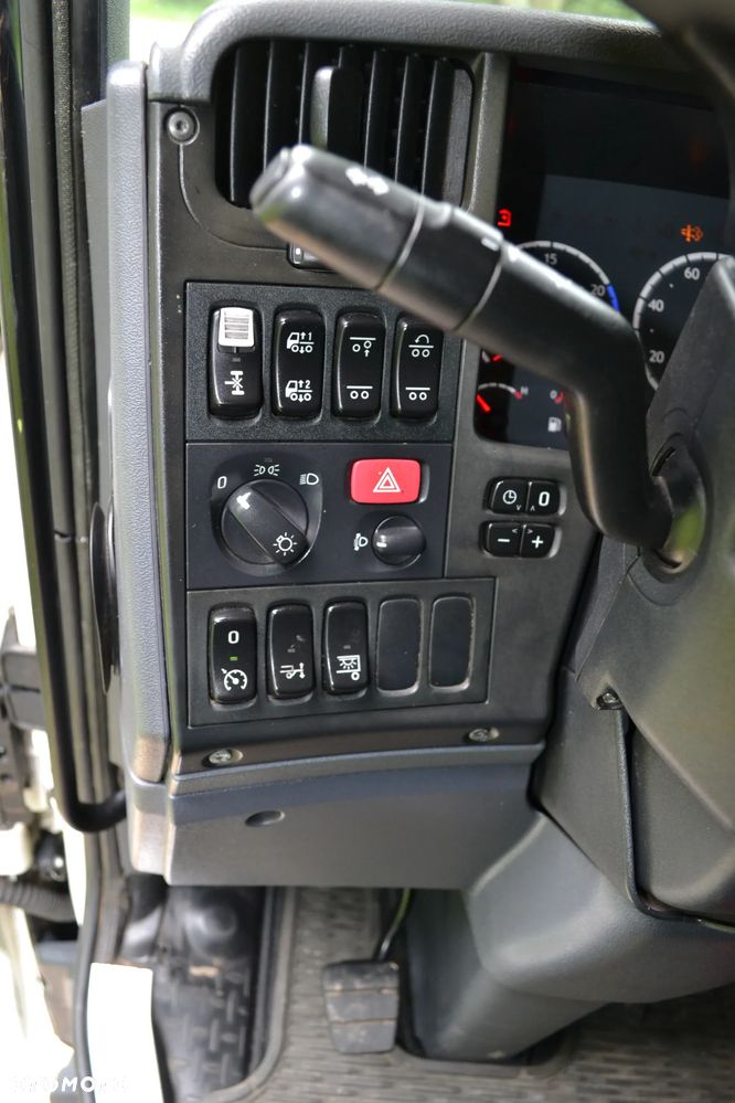 Scania R 420 SKRZYNIA dł. 7,55 m KLIMATYZACJA TRZECIA OŚ SKRĘTNA - 7