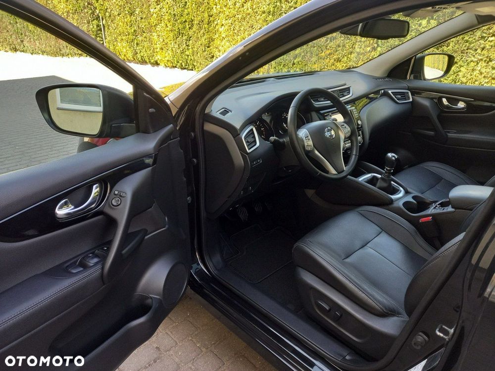 Nissan Qashqai 1.6 dCi DPF tekna - 25