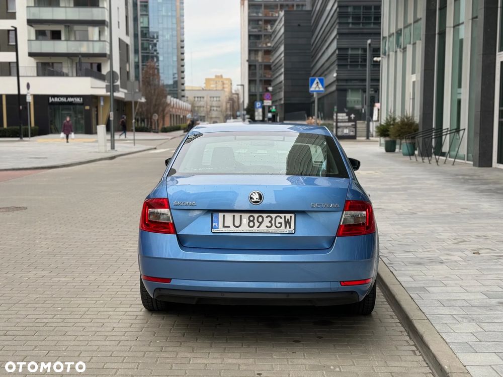 Skoda Octavia 1.6 TDI Ambition - 6