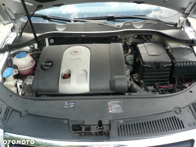 Volkswagen Passat 1.6 FSI Comfortline - 9