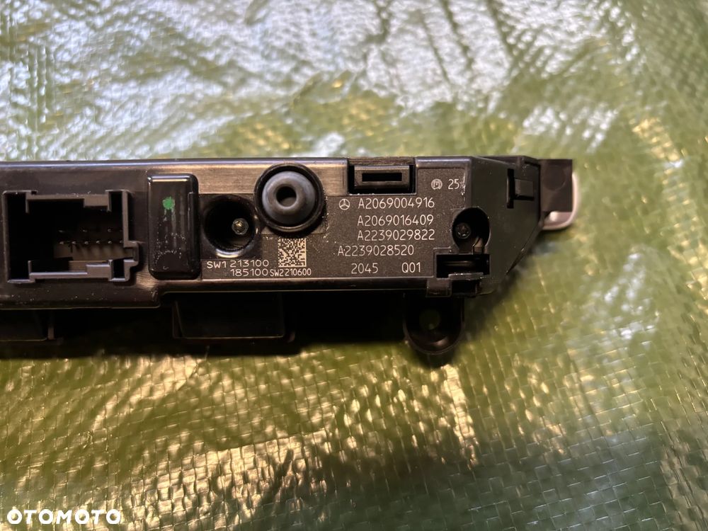 Mercedes C Klasa W206 panel sterowania przełączniki A2069004916 - 4