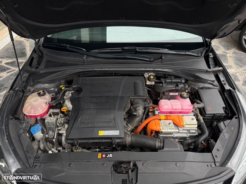 Kia XCeed 1.6 GDi PHEV Tech - 34