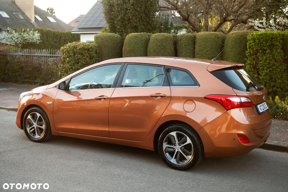 Hyundai i30 1.6 GDI Premium - 5