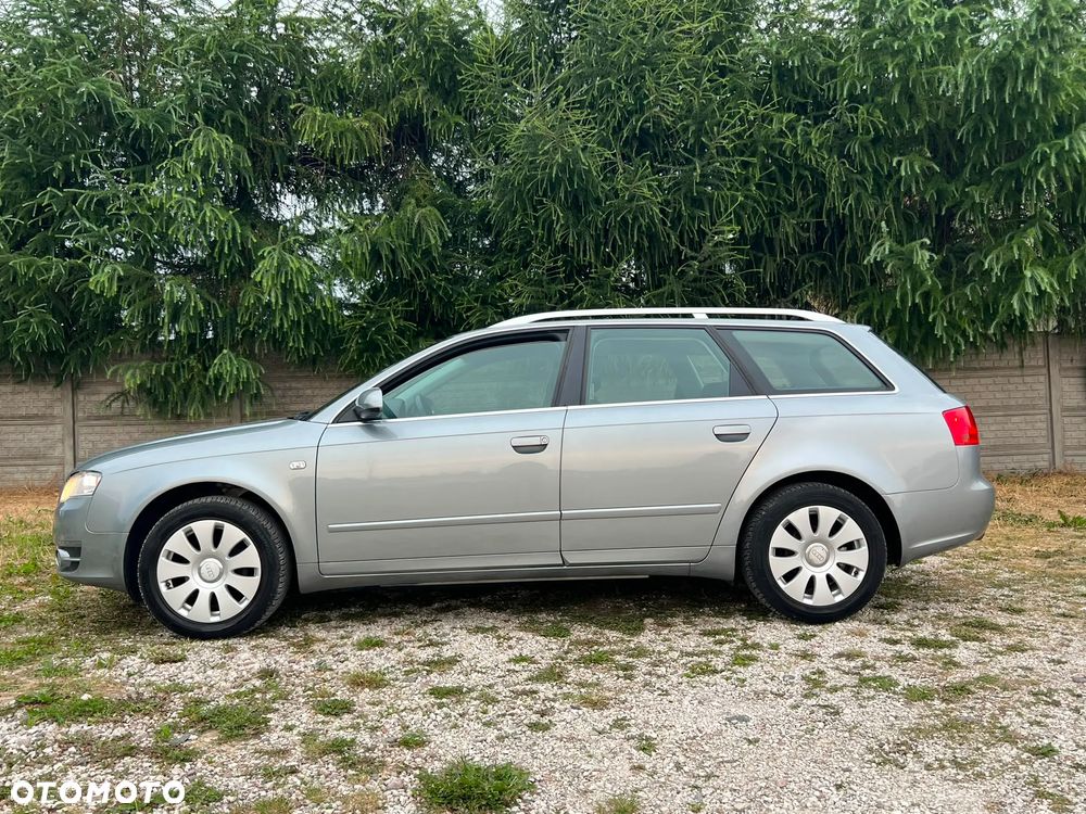 Audi A4 Avant - 4