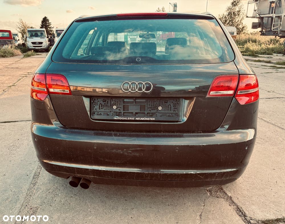Audi A3 Sportback 1.8 TFSI Ambition - 4