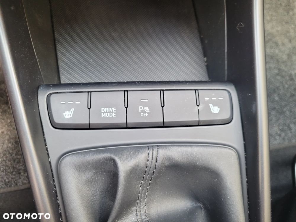 Hyundai i20 1.0 T-GDI 48V-Hybrid Connect & Go - 9