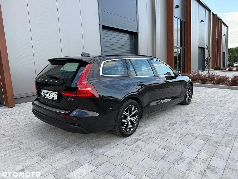 Volvo V60 B3 B Plus Dark - 5