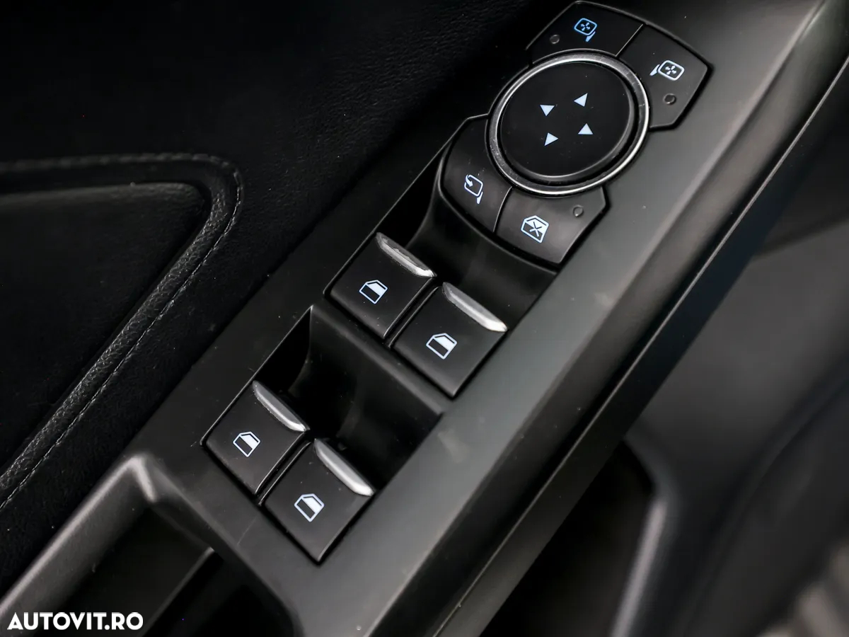 Ford Focus 1.5 EcoBlue Start-Stopp-System COOL&CONNECT - 23