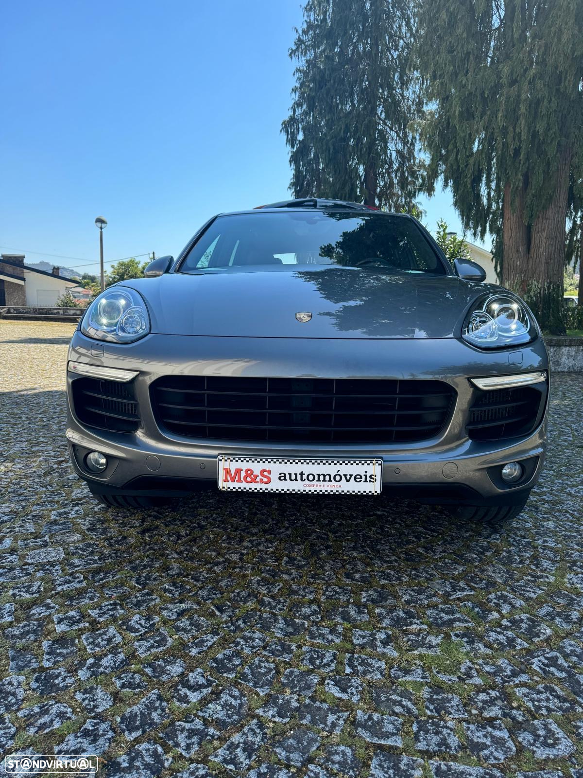 Porsche Cayenne Diesel Platinum Edition - 3