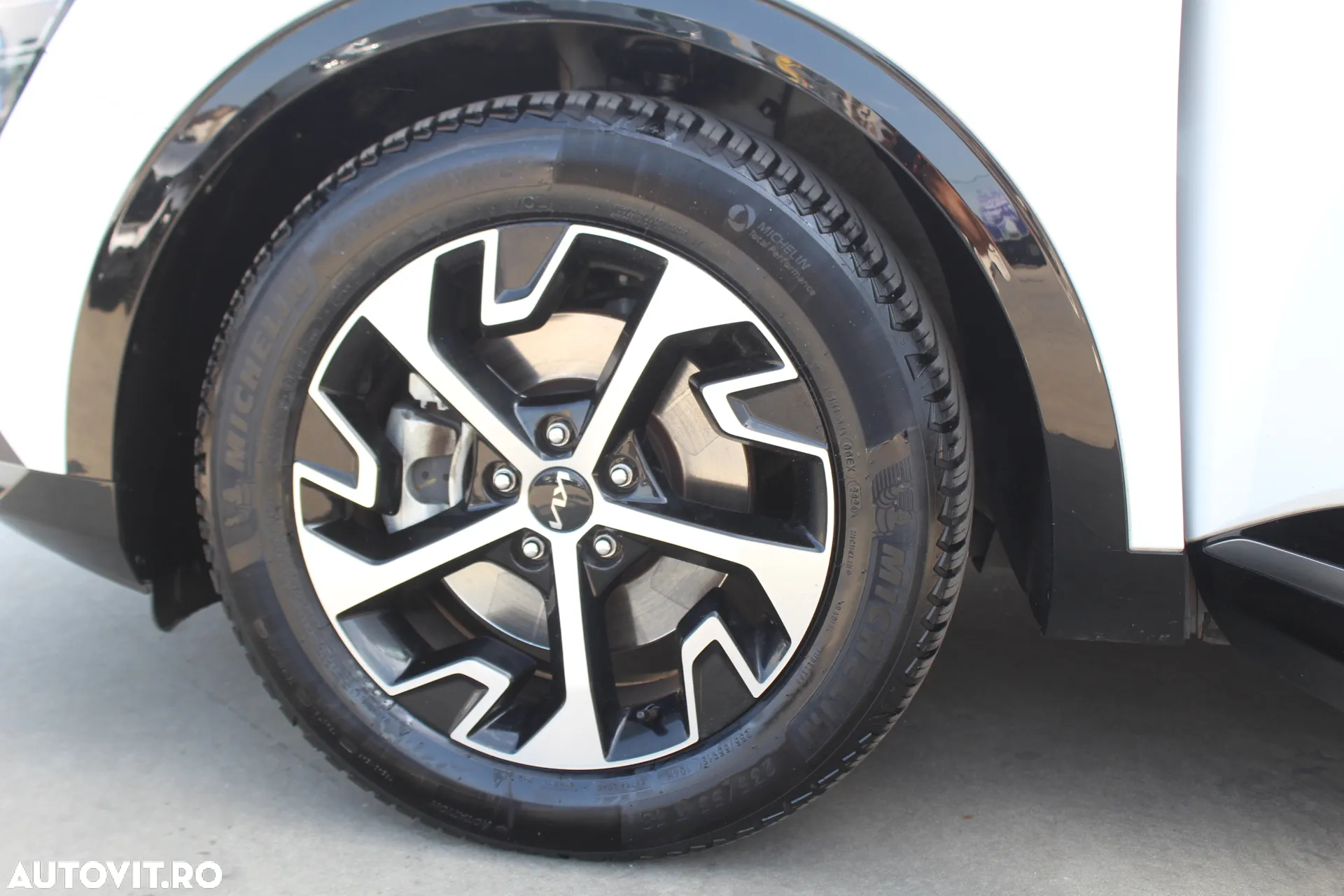 Kia Sportage 1.6 T-GDI HEV 6AT 4x2 Style - 27