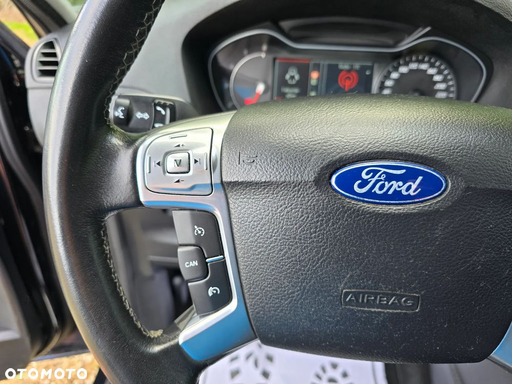 Ford S-Max 2.0 TDCi DPF Titanium - 30