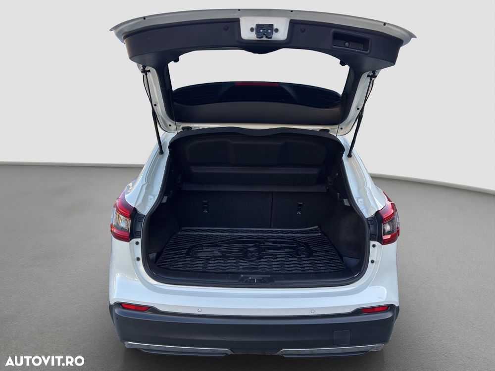 Nissan Qashqai 1.6 DCI N-Connecta - 20