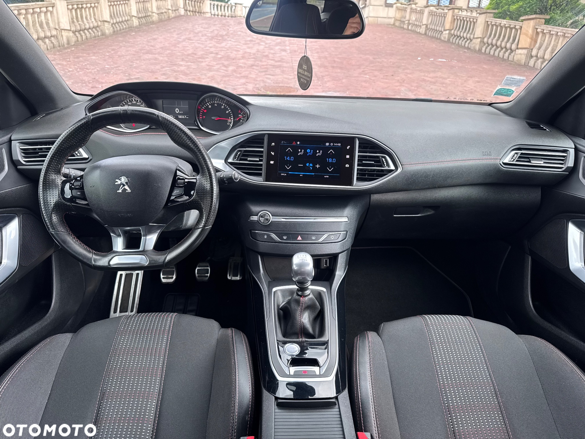 Peugeot 308 1.2 PureTech Allure S&S - 28