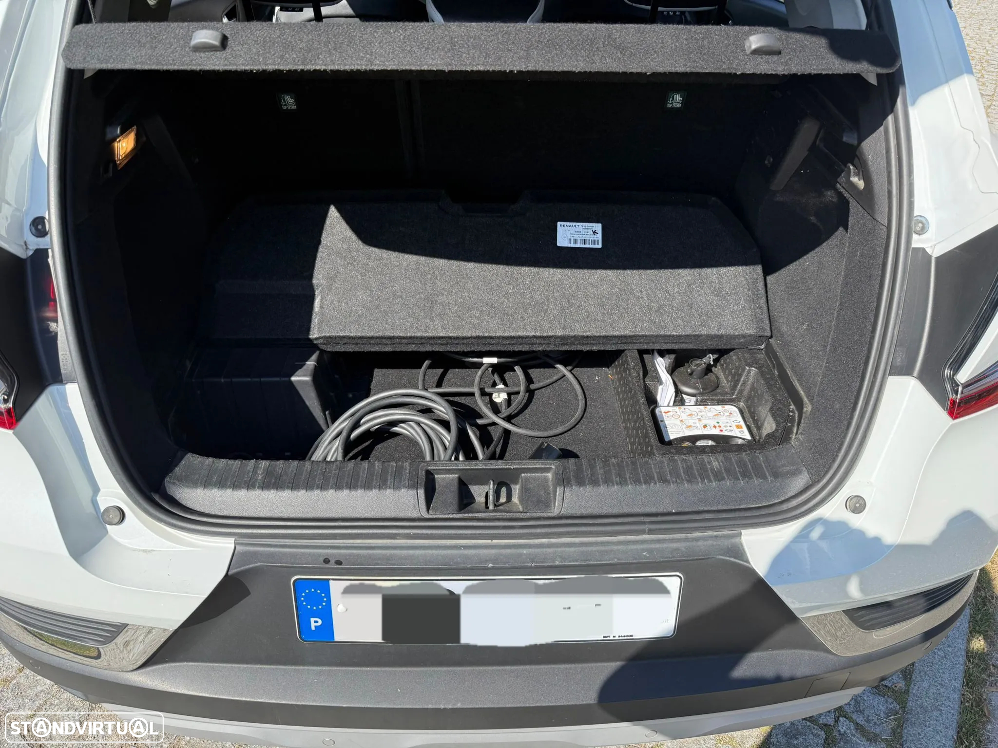 Renault Captur 1.6 E-Tech Plug-In Exclusive - 2