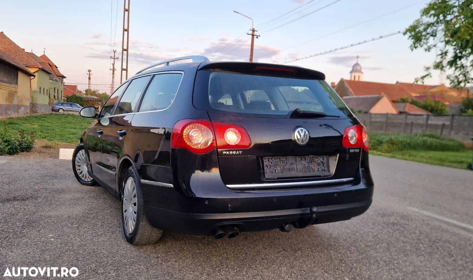 Volkswagen Passat Variant 2.0 Blue TDI SCR Business Edition - 4