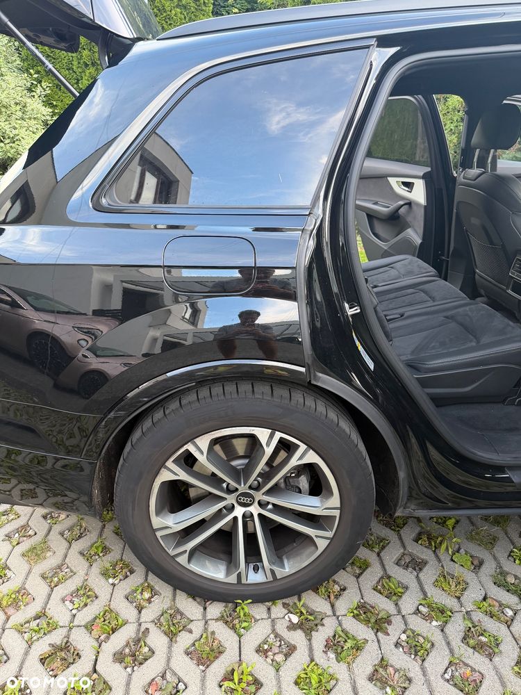 Audi Q7 - 11