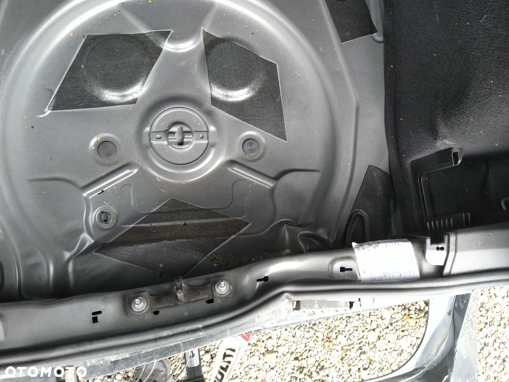Volkswagen Tiguan - 13