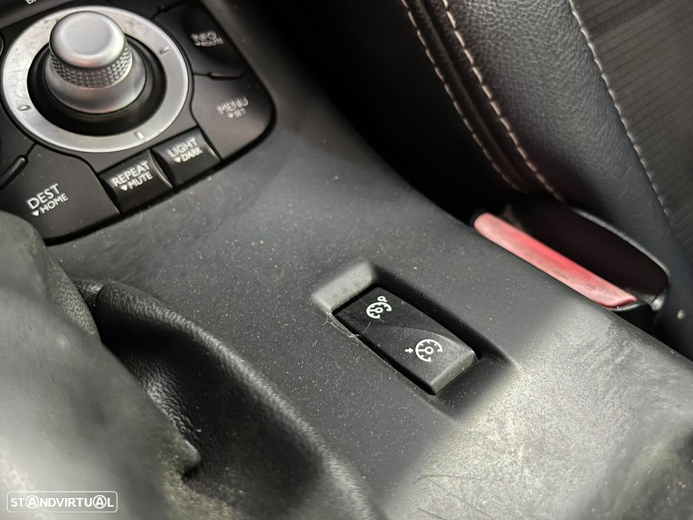 Renault Mégane Coupe Energy dCi 130 FAP Start & Stop GT Line - 21