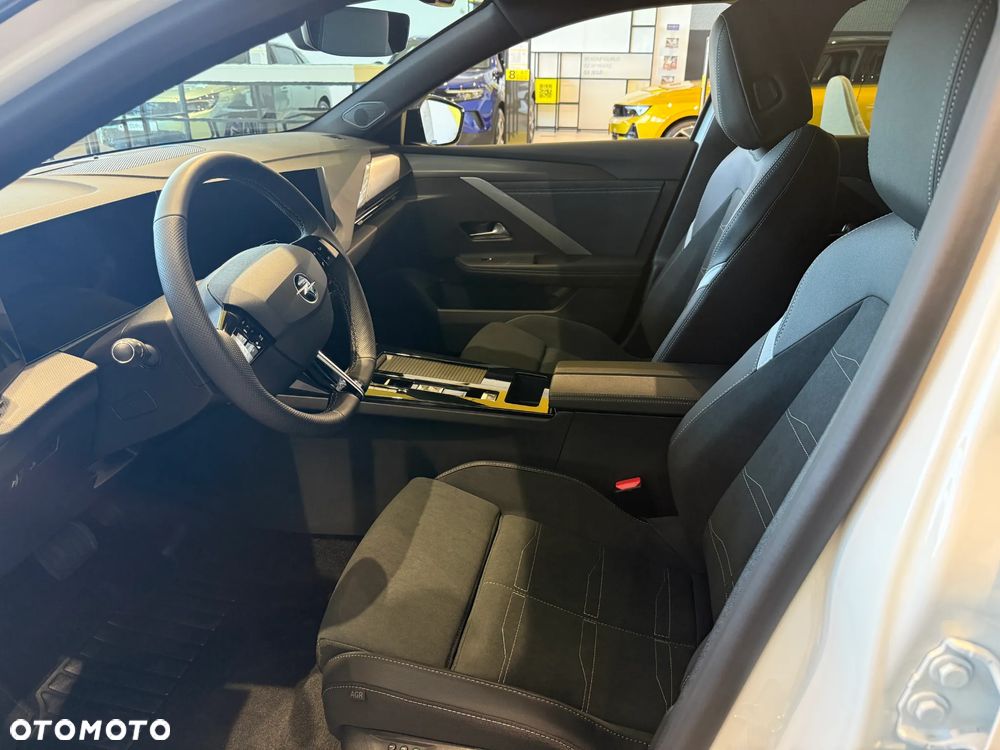 Opel Astra 1.2 T mHEV GS eDTC - 19