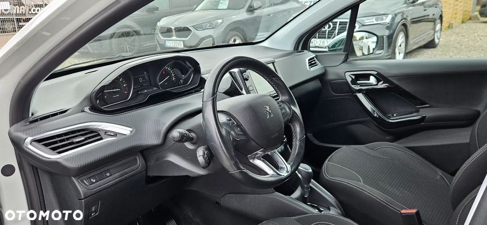 Peugeot 208 PureTech 110 Stop & Start EAT6 Tech Edition - 25