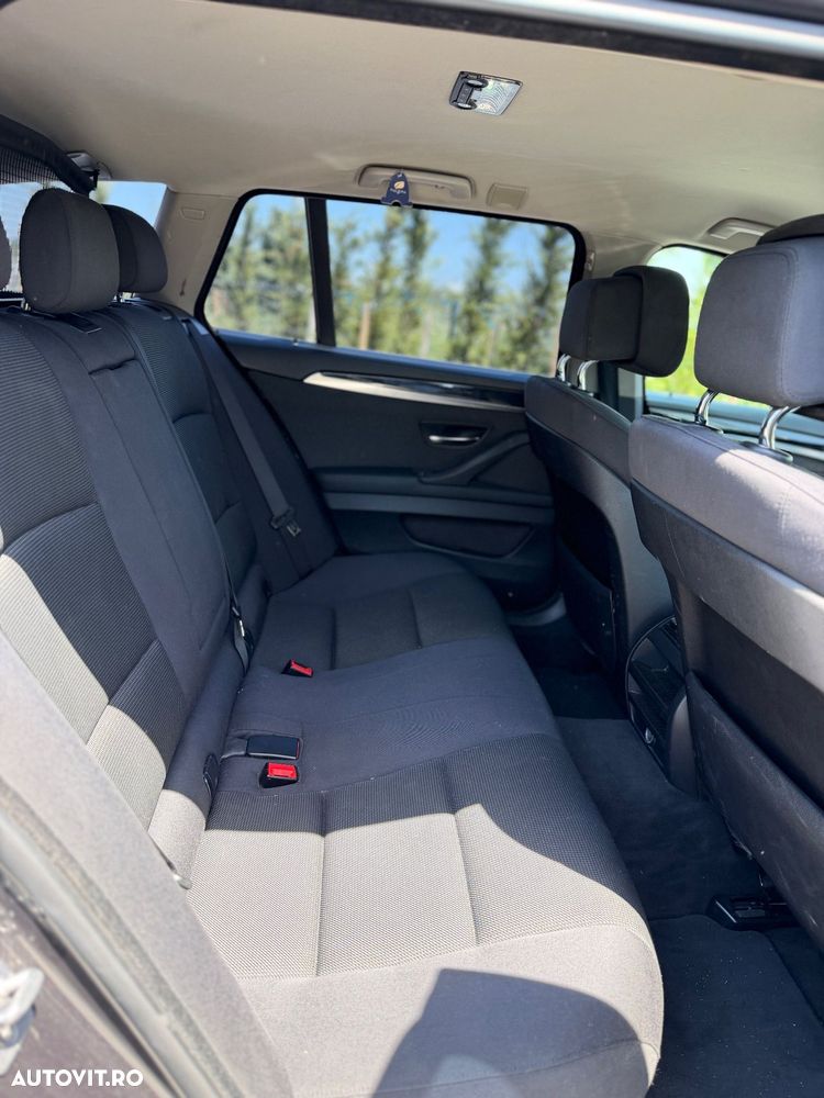 BMW Seria 5 525d Aut. - 8