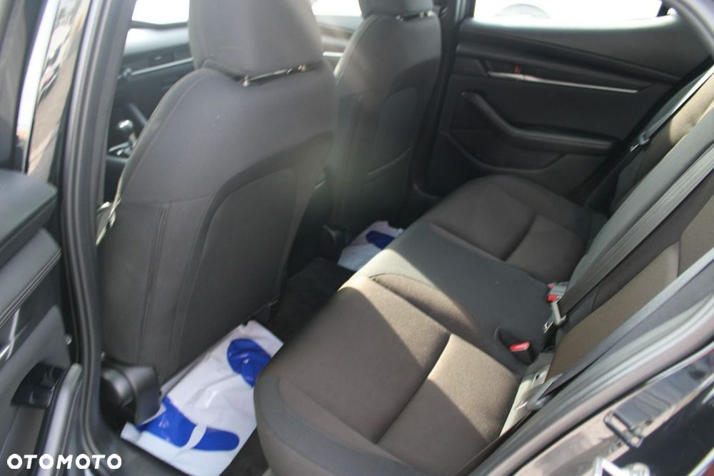 Mazda 3 - 16