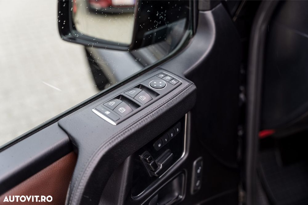 Mercedes-Benz G - 30