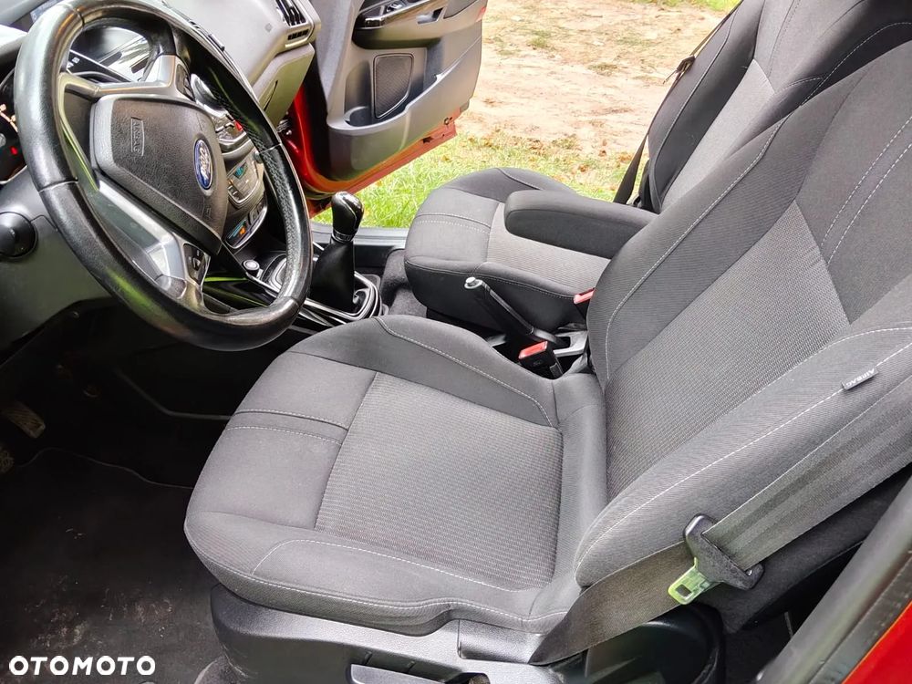 Ford B-MAX - 8