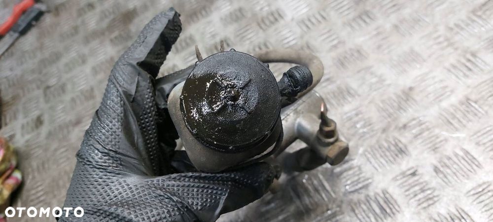 POMPA HAMULCOWA + ZBIORNICZEK FSC ŻUK - 2