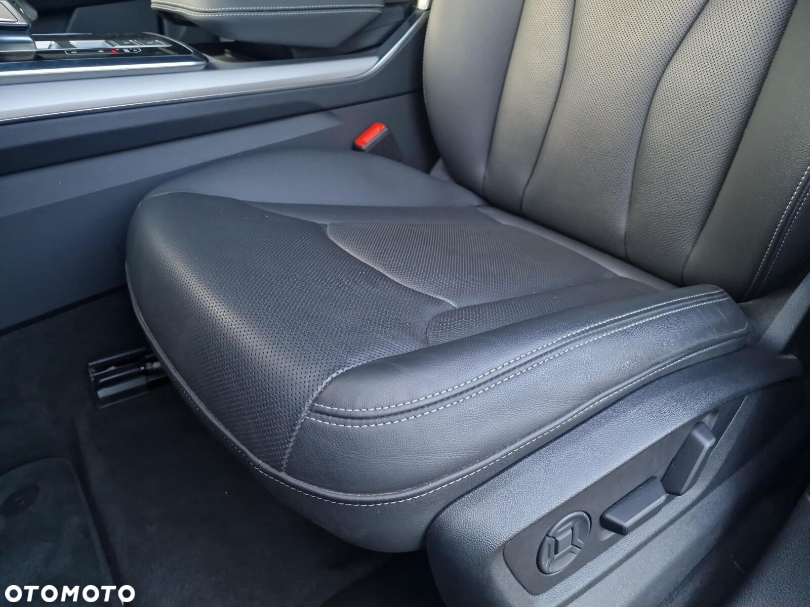 Audi Q8 - 12