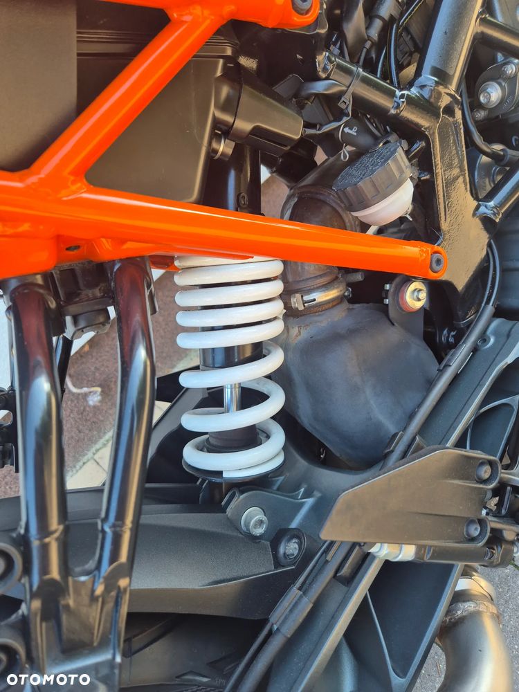 KTM Duke - 12