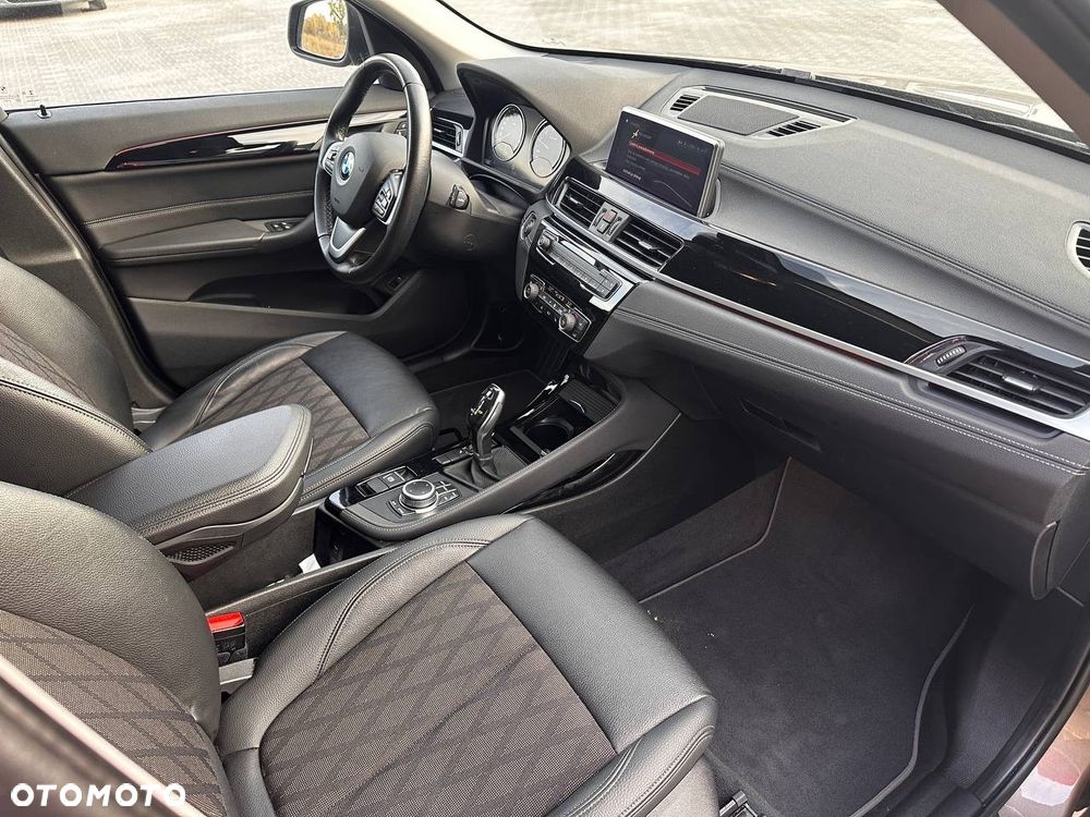 BMW X1 sDrive18i GPF xLine - 7
