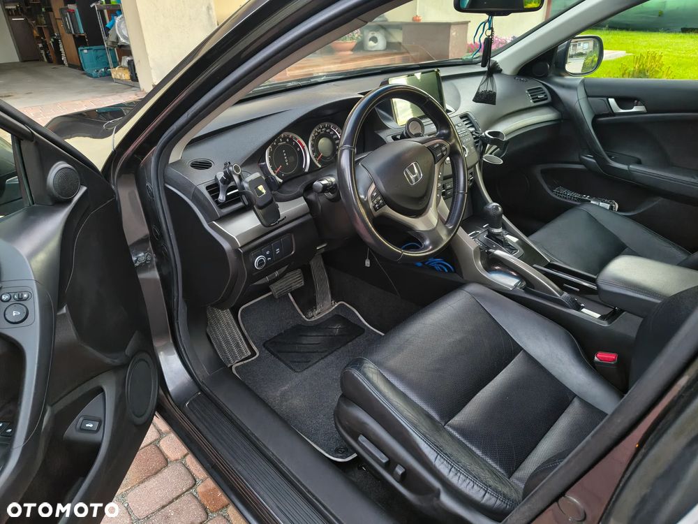 Honda Accord 2.4 Executive - 9