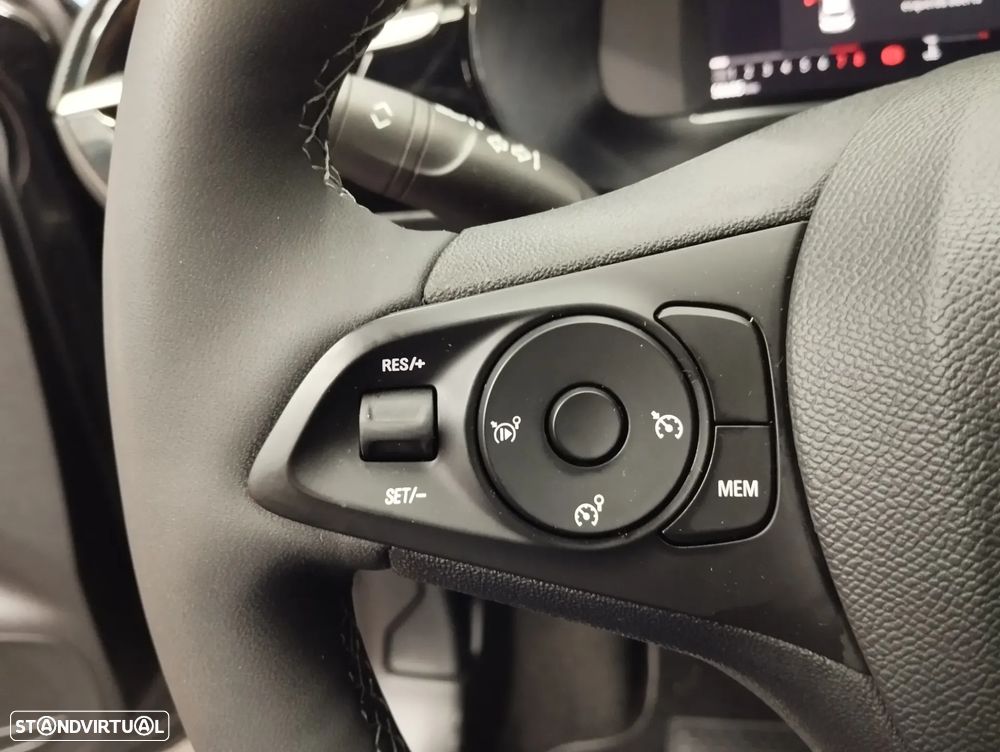 Opel Corsa 1.2 T - 18