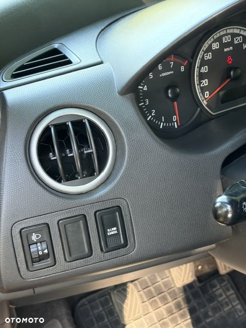 Suzuki Swift 1.3 Sakura - 15