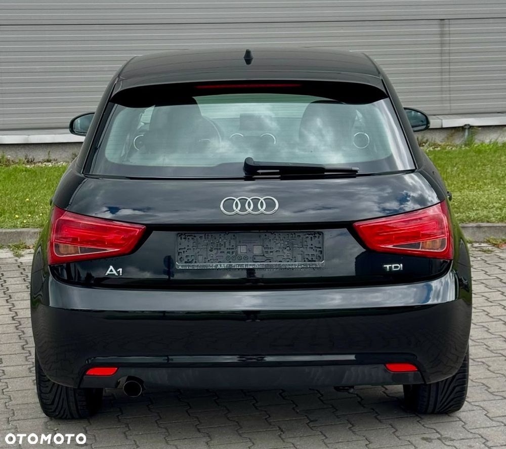 Audi A1 Sportback 1.6 TDI Attraction - 11