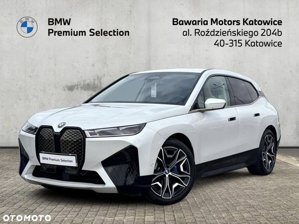 BMW iX - 1