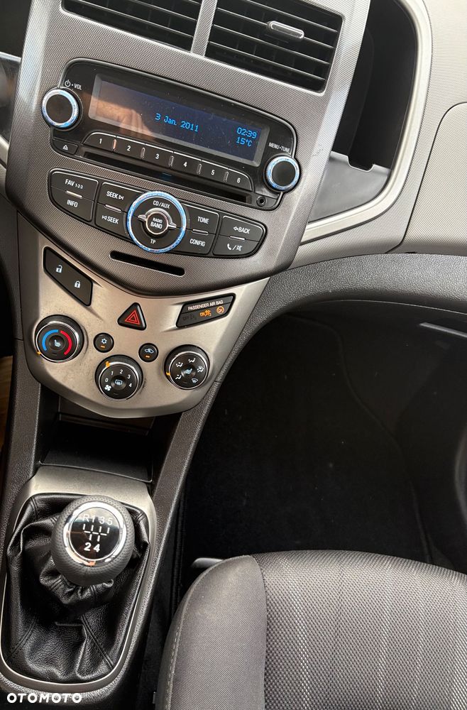 Chevrolet Aveo 1.6 LTZ - 33