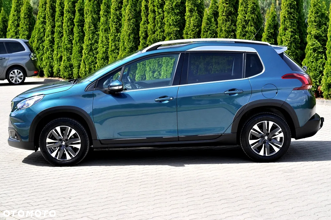 Peugeot 2008 1.2 Pure Tech GPF Allure S&S - 10