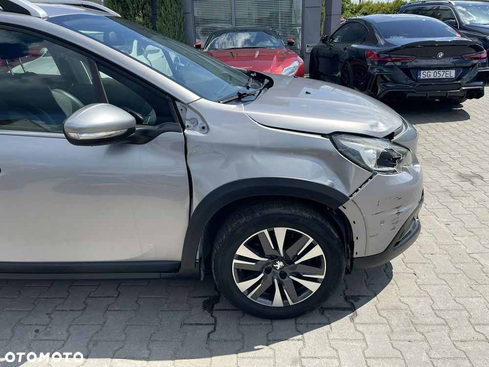 Peugeot 2008 1.2 Pure Tech GPF Allure S&S EAT6 - 7