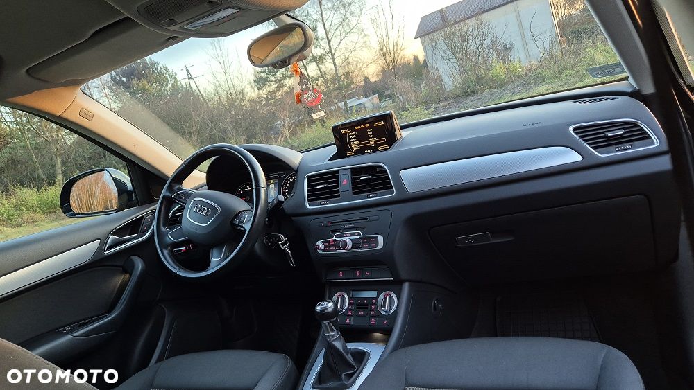 Audi Q3 2.0 TDI Edycja Specjalna - 5