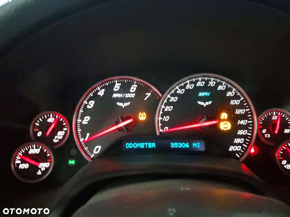 Chevrolet Corvette 6.0 V8 - 10