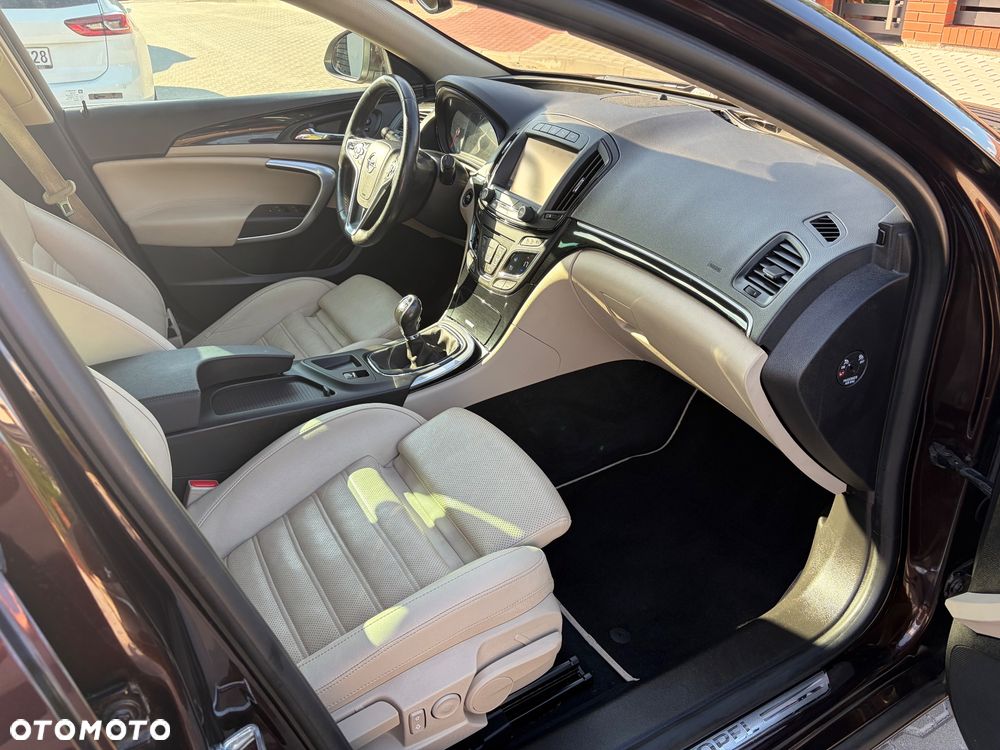 Opel Insignia 2.0 CDTI ecoFLEX Start/Stop Business Innovation - 16