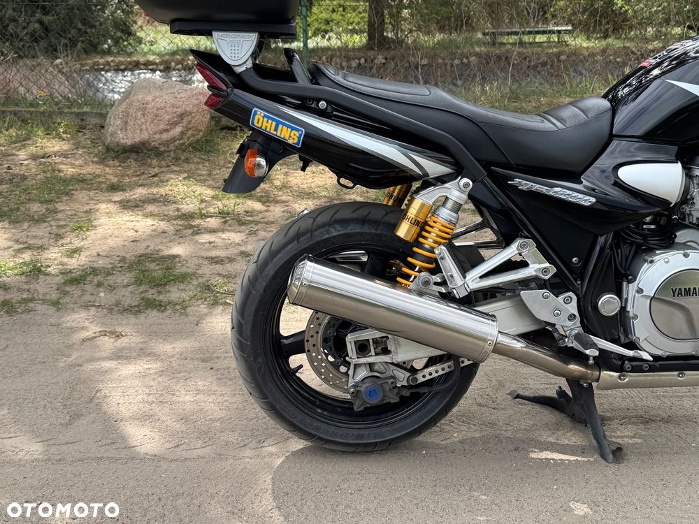 Yamaha XJR - 4
