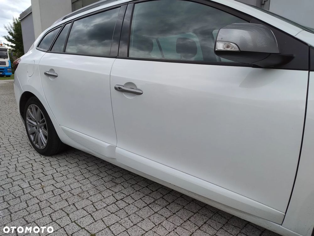 Renault Megane ENERGY dCi 130 GT LINE - 32