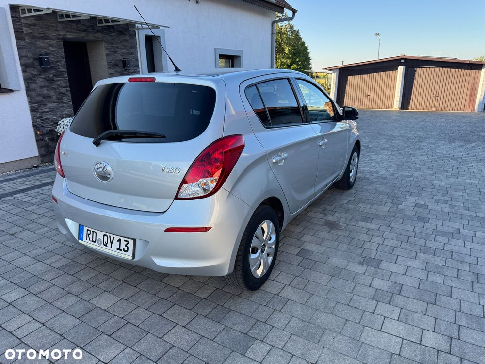 Hyundai i20 1.2 BlueDrive Classic + - 22
