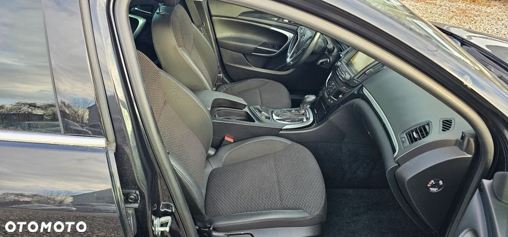 Opel Insignia - 8