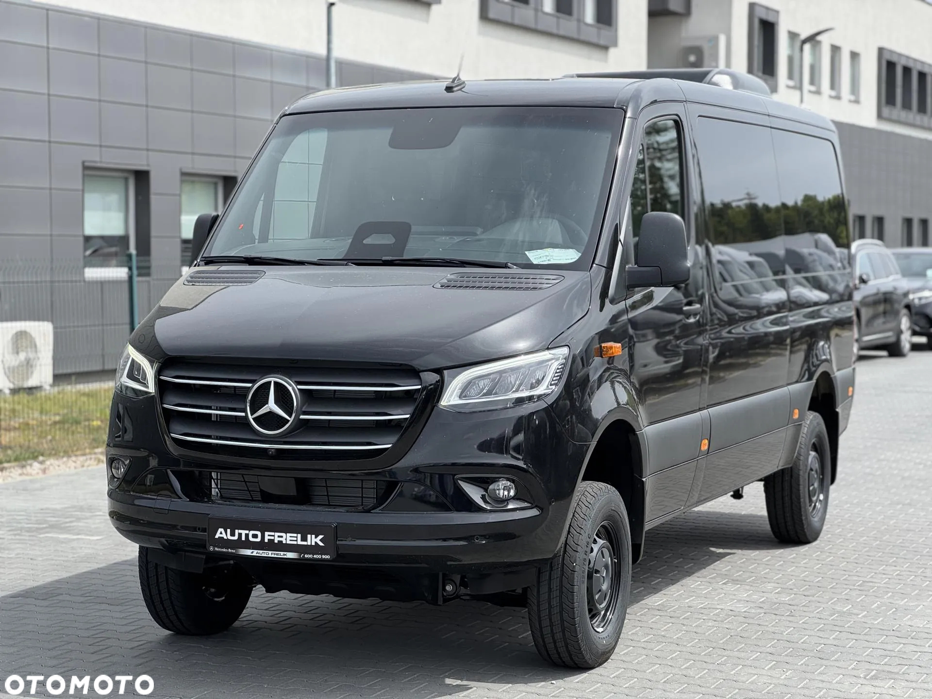 Mercedes-Benz Sprinter 319 CDI Standard SELECT AWD 9G-Tronic 907.233 - 4