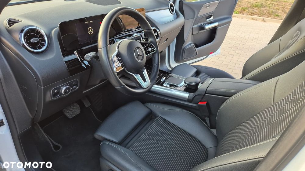 Mercedes-Benz Klasa B 180 Style 7G-DCT - 12